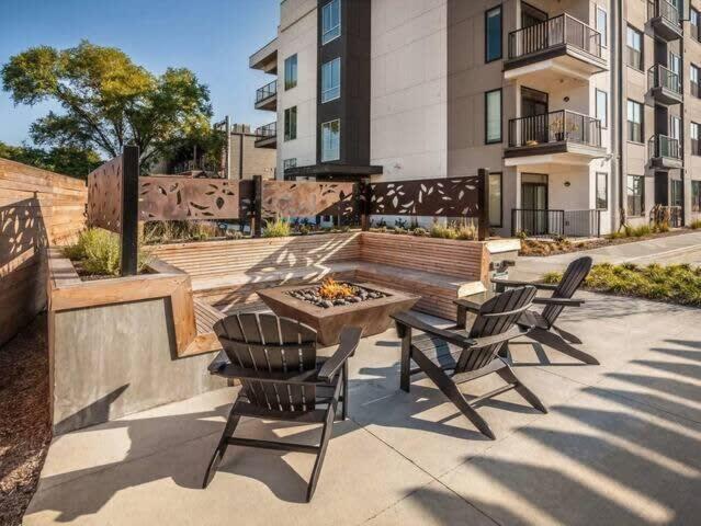 Cozysuites Spacious 2Br Next To Whole Foods Indianapolis Exterior photo